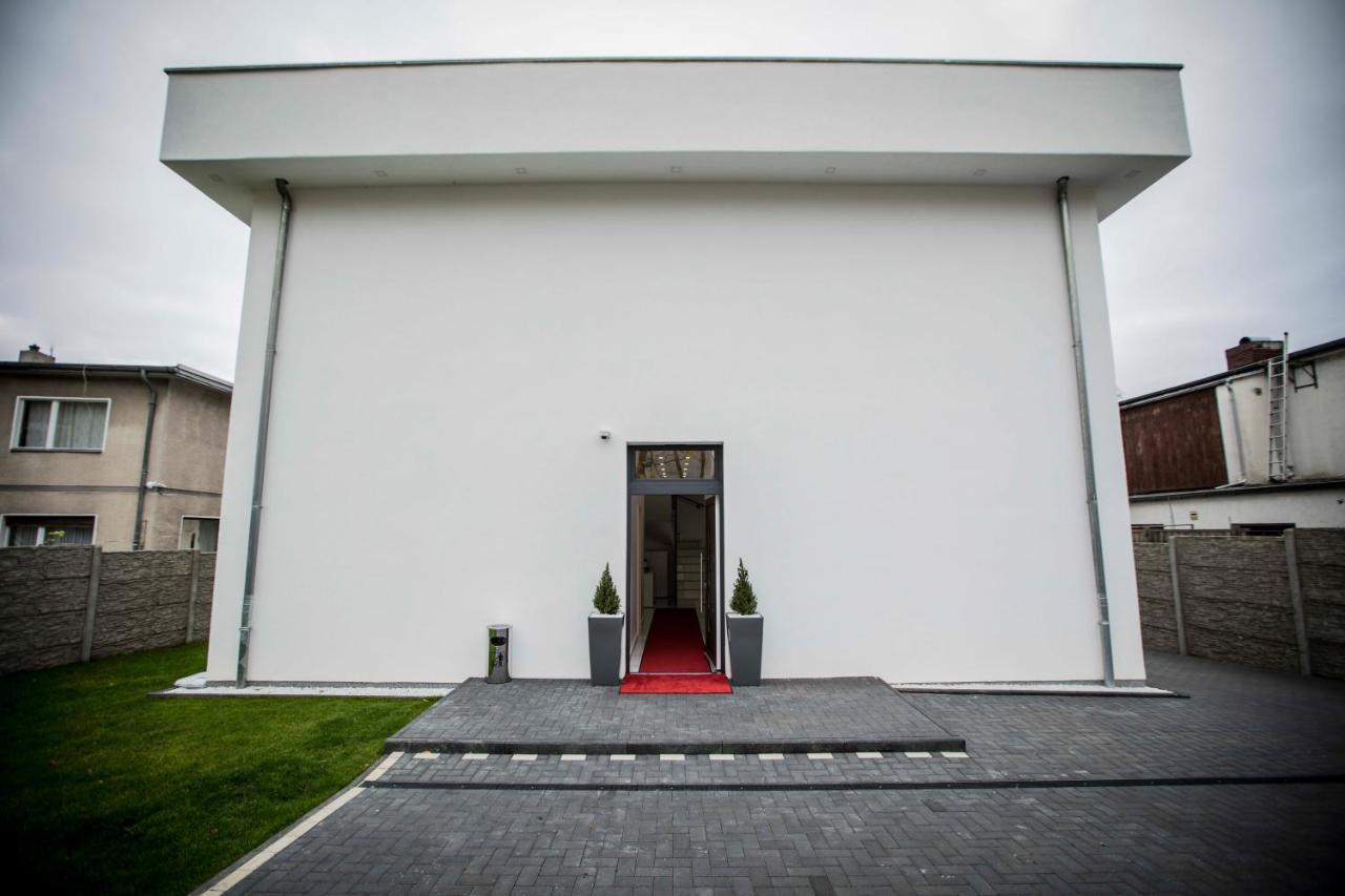 Pension Leo Berlin Zewnętrze zdjęcie